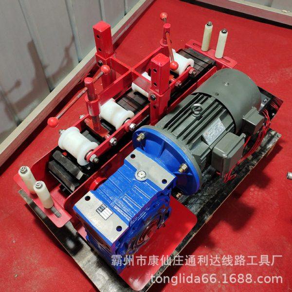 新型可调速电缆输送机 滚轮电缆敷设机厂家 汽油柴油动力拉线机,五金/工具,配电设备,淘宝优惠券,粉丝福利购,淘宝优惠卷