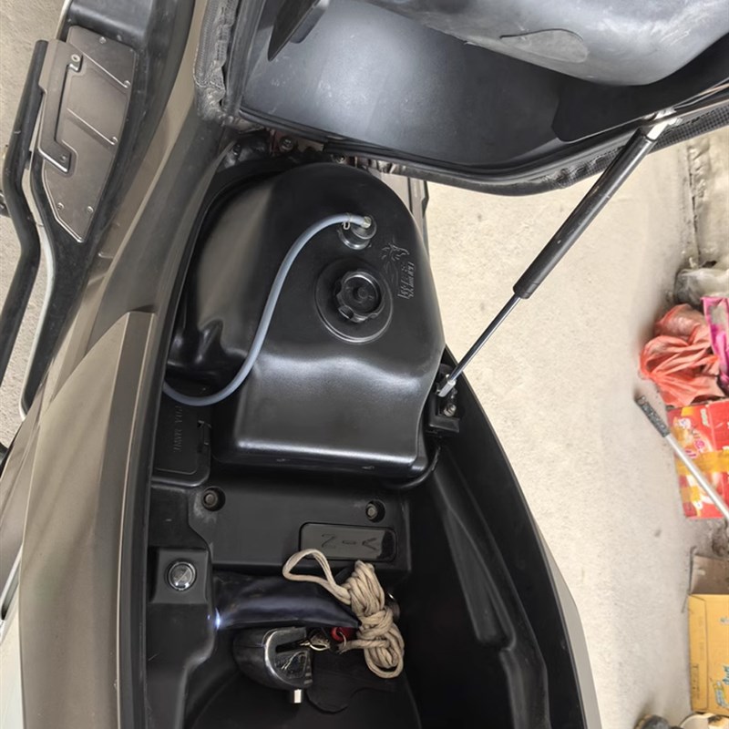 牧马志赛艇s250s300s400/ST250摩托车副油箱改装配件备用油箱