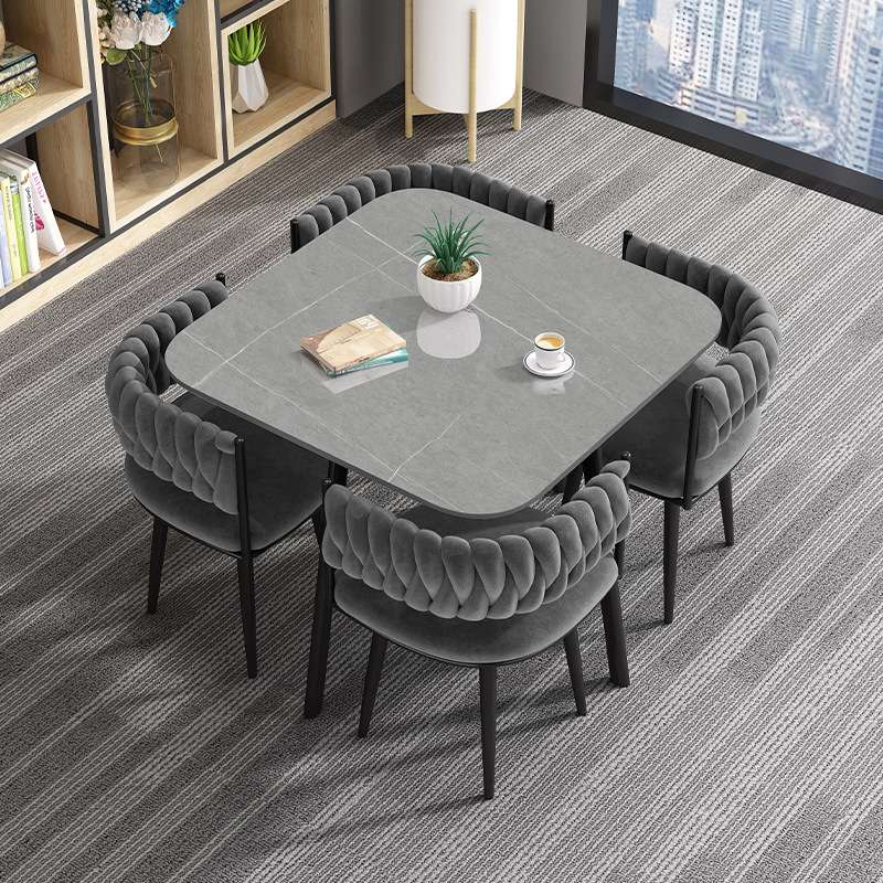 轻奢岩板小户型休闲饭桌圆形简约现代网红极简接待洽谈方桌椅组合