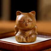 绿檀木傲娇小猫桌面气质小摆件 创意木质礼品工艺品办公桌面装 饰