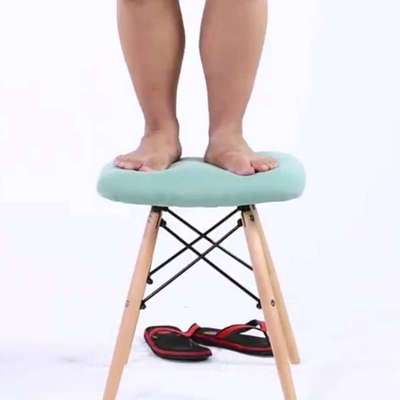 凳子化妆凳无靠背椅子不带家用北欧卧室餐椅学习梳妆咖啡实木座椅