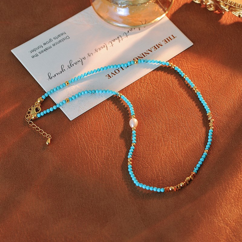 2025新潮原创复古小众蓝v色串珠项链高级感叠戴颈链时尚锁骨链