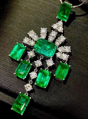 直播新款优雅大方仿真祖母绿项z链 高级重工设计奢华满钻方形吊坠
