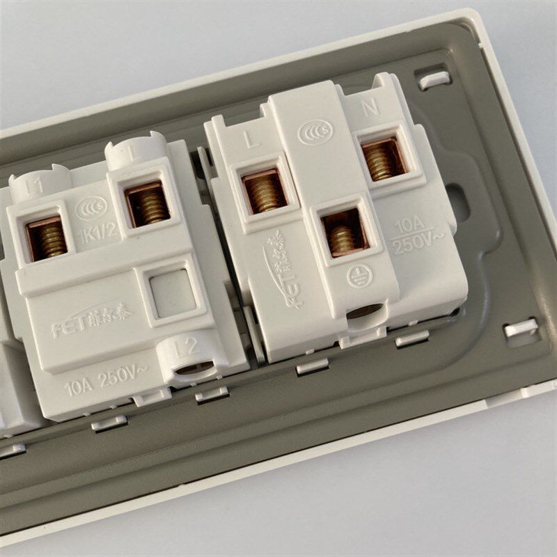 118型家用墙壁开关按钮插座面板10A单控一开两插六孔两开三孔两位