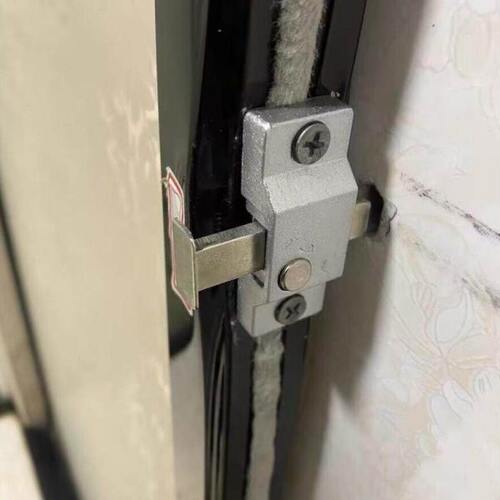 推拉窗户无框玻璃门窗自动插销移门明插销门栓老式自动弹簧插销.