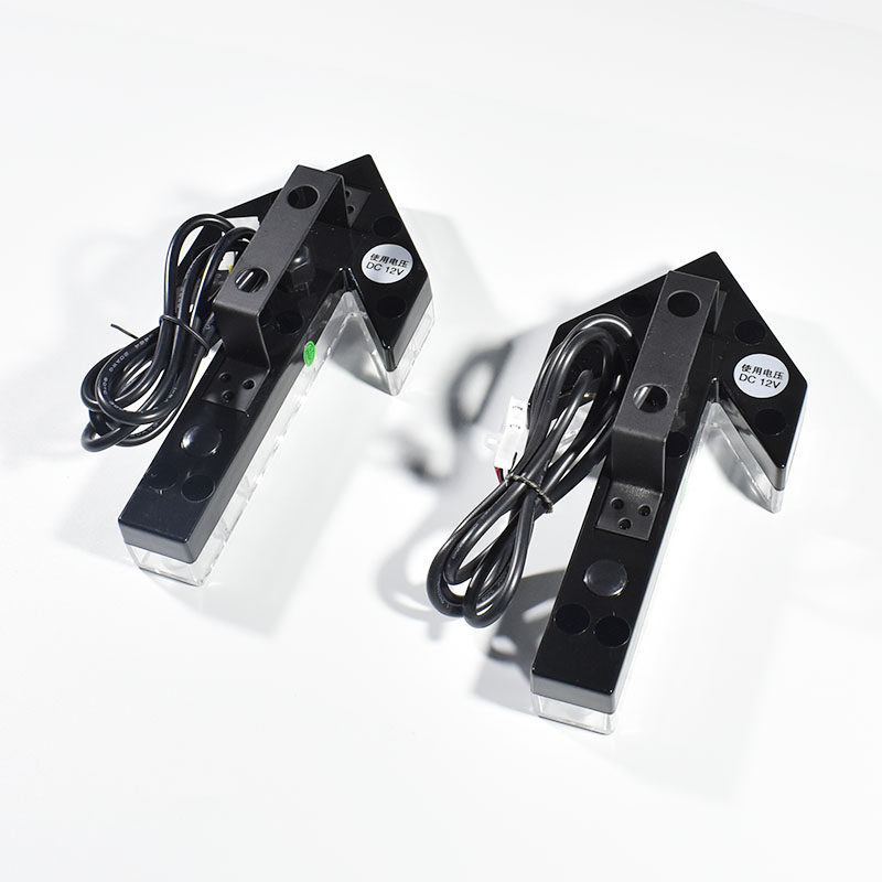 小型LED车载箭头灯 20CM警示爆闪 环卫车箭头灯 配件频闪导向箭头