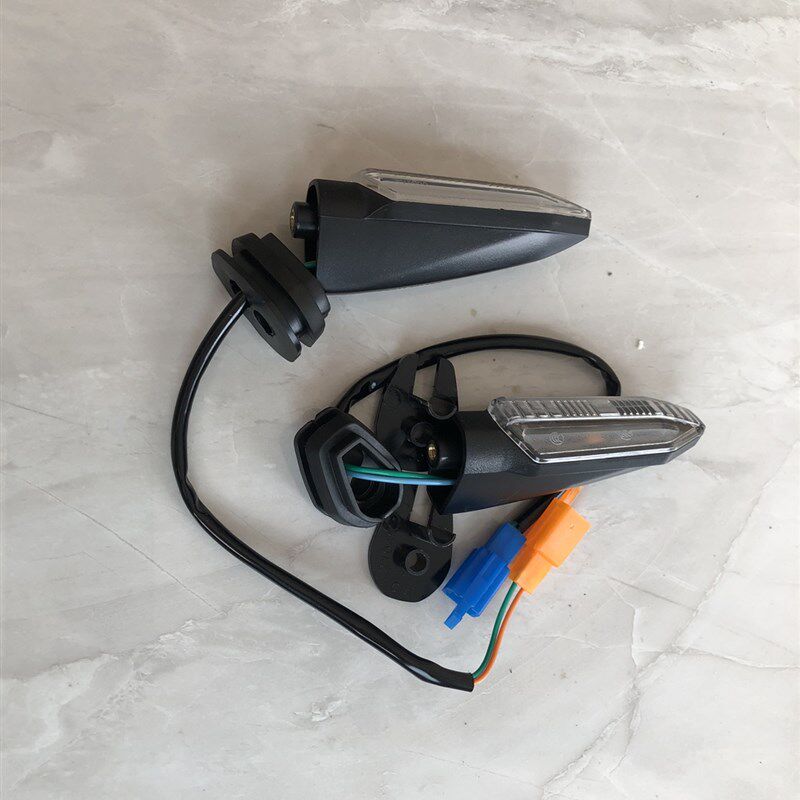 布雷斯通极宙BL150T-4D嘉爵JJ150ADV机车外壳 护面板挡泥板客厅灯