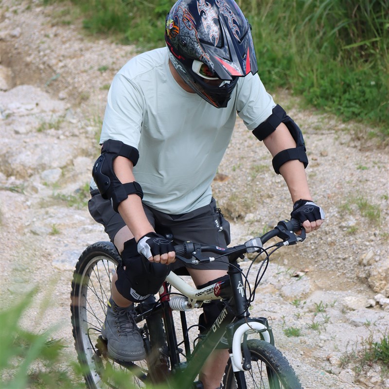 Wasavi山地车,越野,下坡,防跌倒护膝,护肘,户外运动,减震,自行车