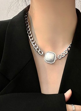 网红2022年新款方n块粗链条项链女ins小众轻奢高级锁骨链气质颈链