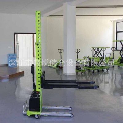 便携电动堆车随车自体登电动叉车500/1000kg搬运攀爬一体叉车