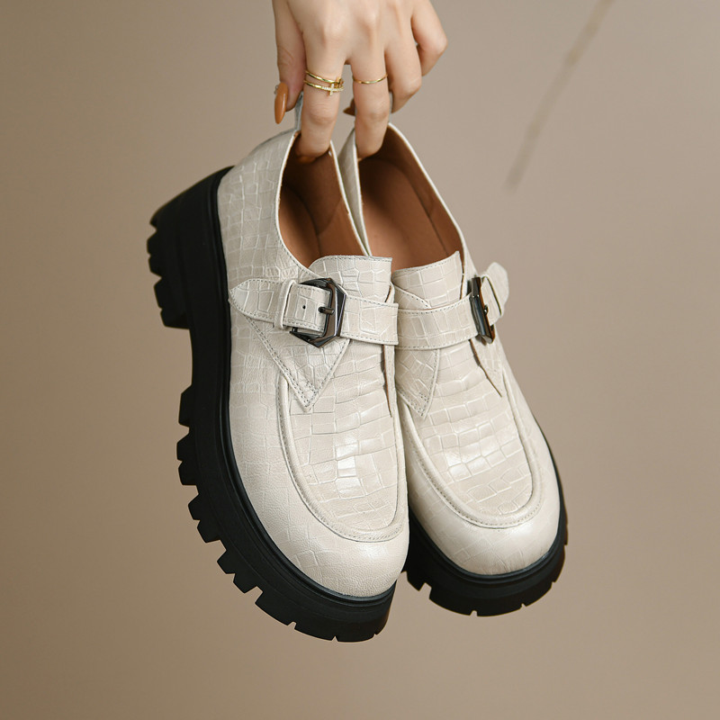 2024春新款真皮厚底黑色英伦风小皮鞋女坡跟松糕底皮带扣懒人单鞋