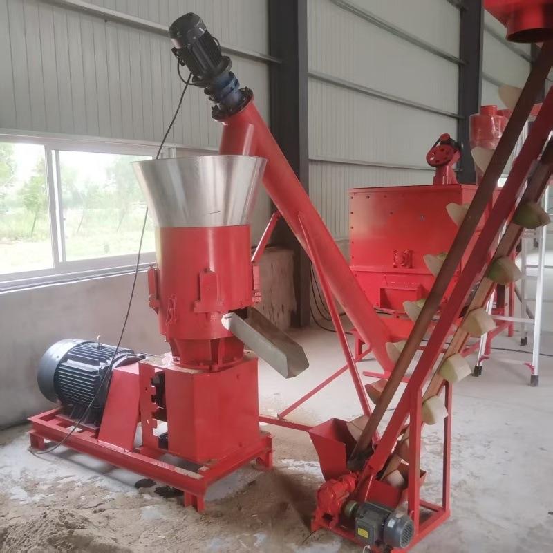 家禽鸡鸭鹅饲料颗粒机平模草粉粮食颗粒机牧场饲料制粒机