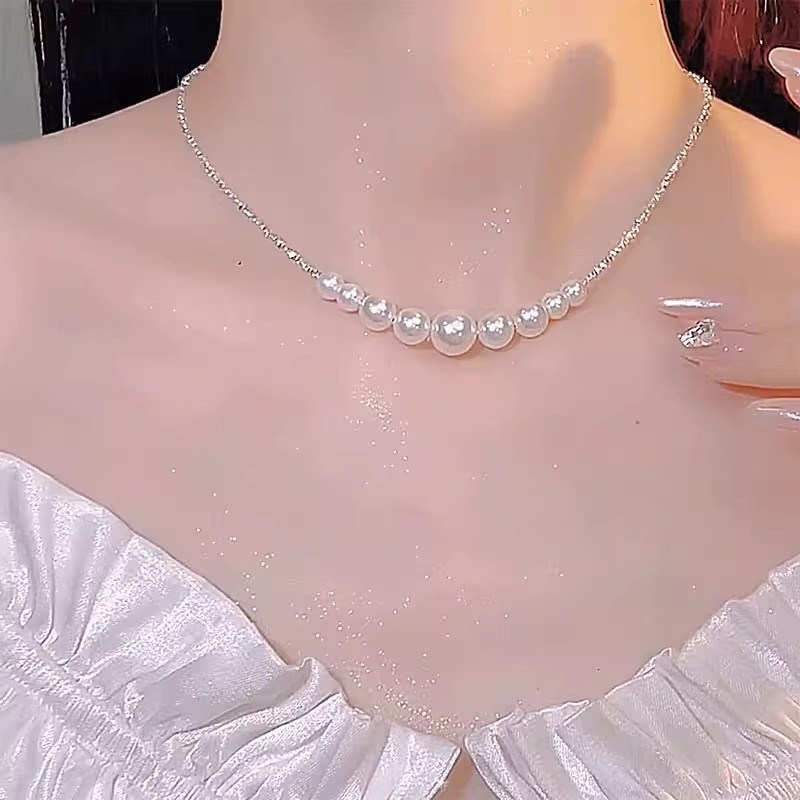 碎银珍珠项链女新款轻奢小众y设计感爆款强光珍珠锁骨链渐变高级