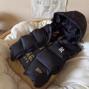 奥莱儿童黑金羽绒马甲中小童时尚秋冬新款背心连帽加厚保暖坎肩潮