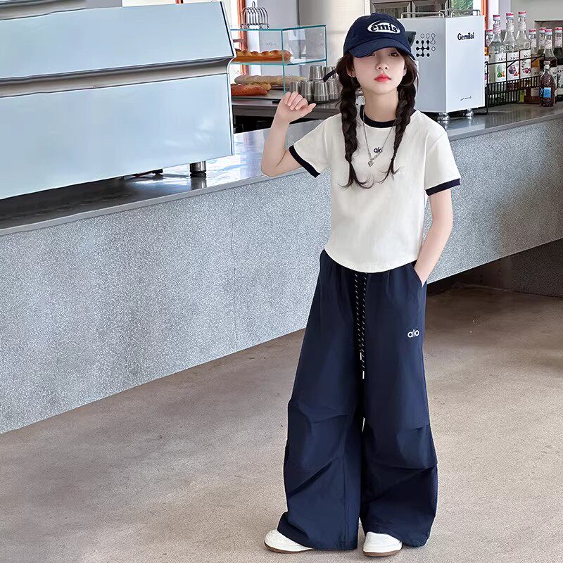 奥莱女童夏季套装2026新款中大儿童时髦洋气休闲短袖阔腿裤两件套
