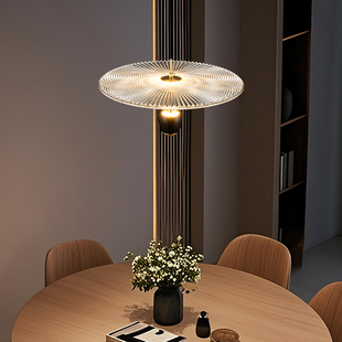 餐厅吊灯2026年新款 轻奢高级感悬浮升降吧台灯圆餐桌飞碟吊灯 意式