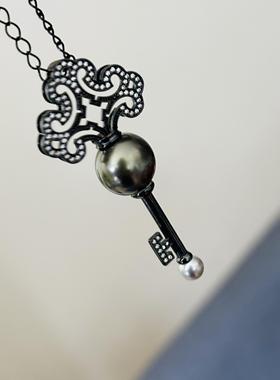 暗黑系黑色中国结钥匙珍珠吊坠通孔珠配--mm小珠--mm