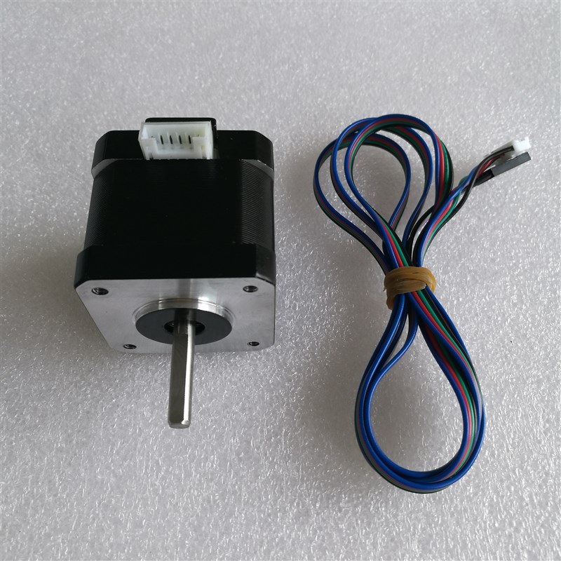 42步进电机 NEMA 17 1.68A 1.8机身40MM 0.44N.m雕刻机 两相4线