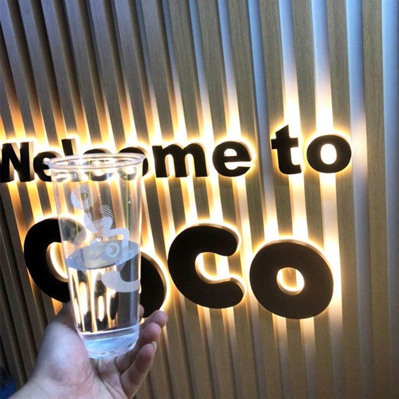 现货浅木纹铝方管原木色铝合金方管装饰隔断屏风铝格栅水曲柳口型