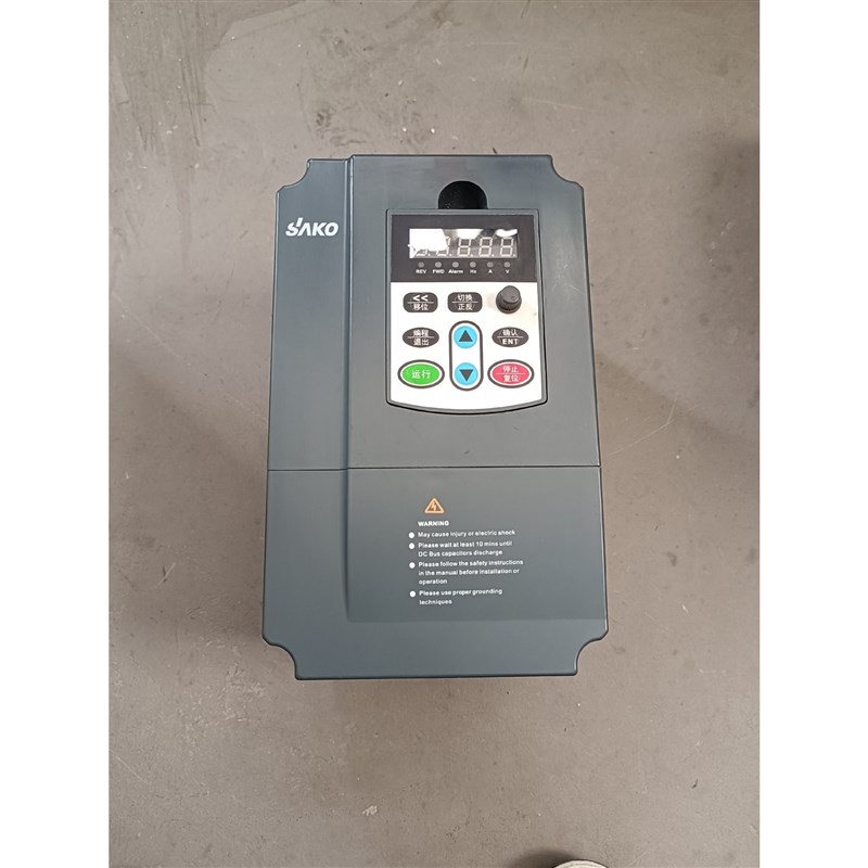 三科变频器4/5.5KW SKI600-4D0G/5D5P-