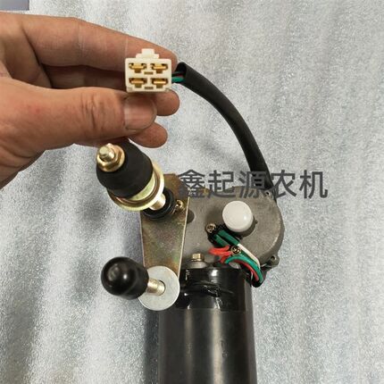 东方红拖拉机雨刮电机LX1204/1304原厂刮水器ZD1500通用雨刷电机