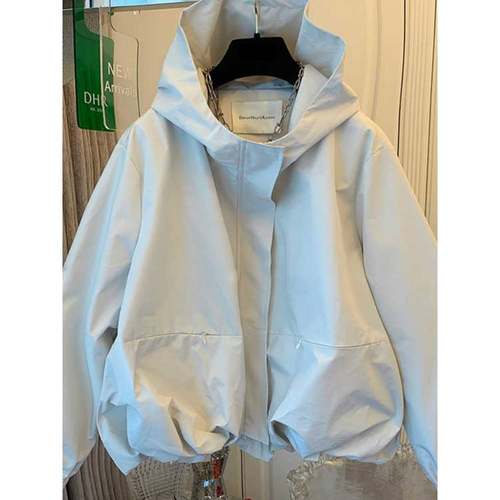 大帽衣码高级感超好看冲锋女春秋2024款新胖m7781LYTm欧货短款连