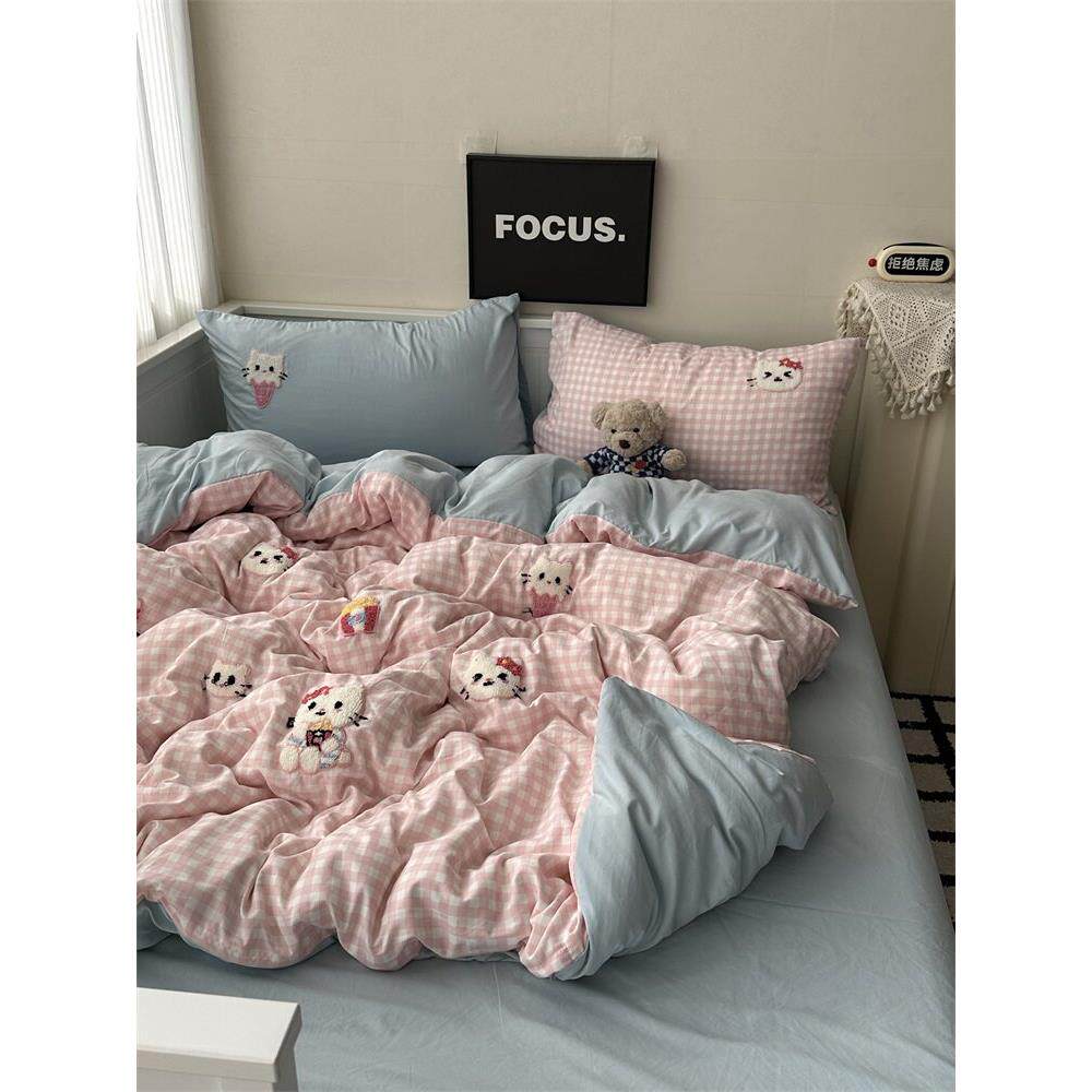 可爱的少女心在粉红色格子猫毛巾绣花水洗棉四件套床单学生三件套
