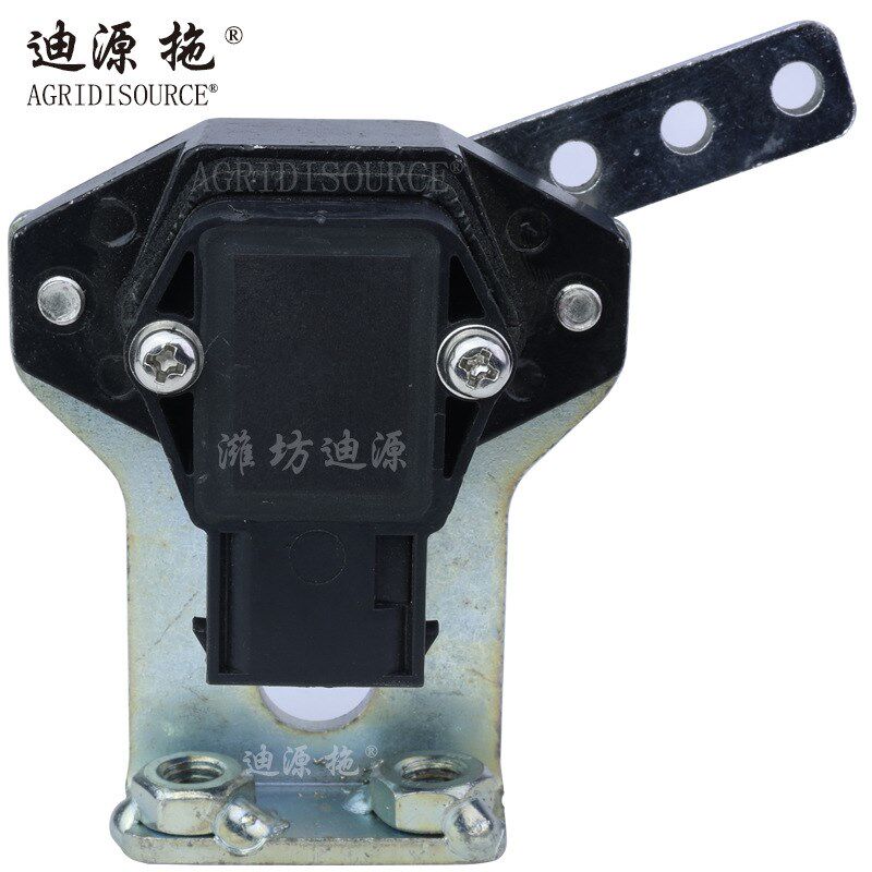 适用雷沃谷神收割机水稻机配件TC03481050009双通道电子油门总成