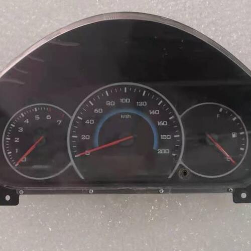 适用五菱荣光V组合仪表盘总成里程表转速表迈速表水温油量表