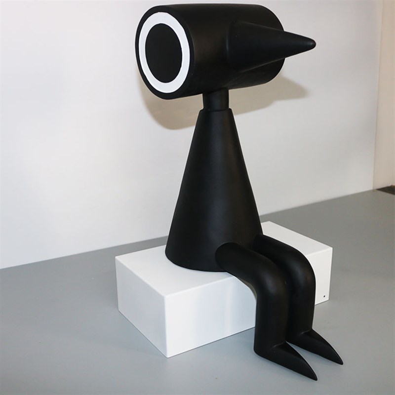 现代简约树脂纪念碑谷艾达乌鸦人摆件家居客厅桌面样板间软装饰品