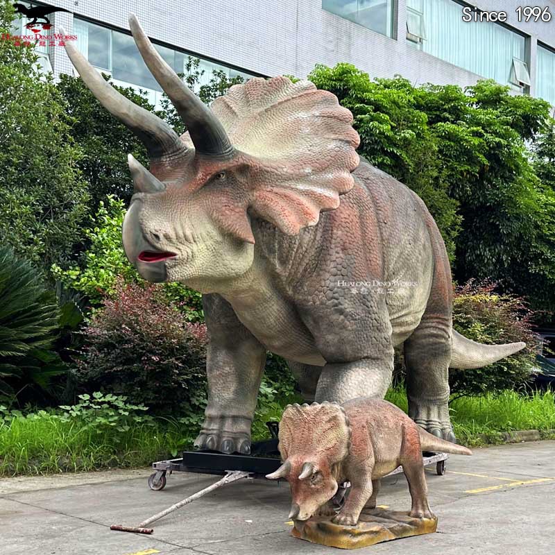 大型仿真恐龙动物模型景区主题乐园展览引流美陈打卡 三角龙厂家