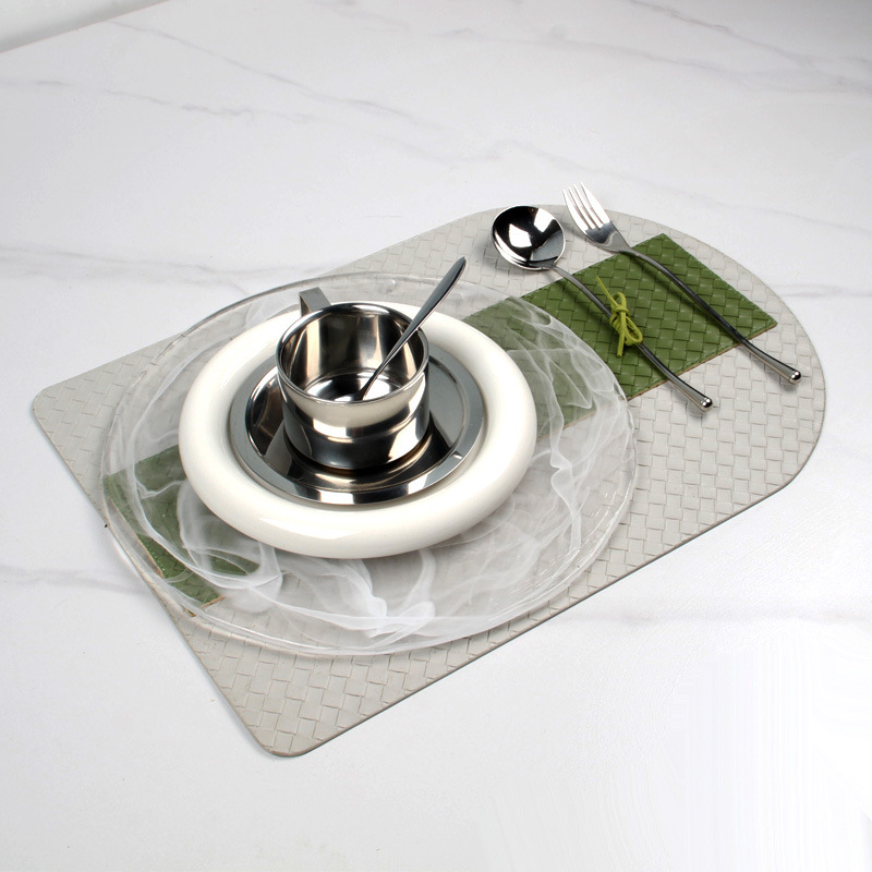 现代极简样板房餐具摆件套装软装样板间餐厅装饰摆盘绿色系餐盘子