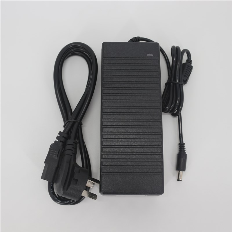 B款220V转12V电源变压器 汽车原车CD机M主机收音机改装家用机电源