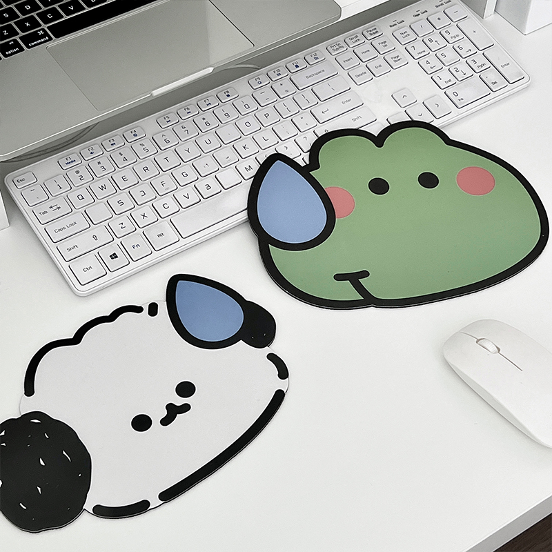 桌面电脑鼠标垫可爱卡通女生ins护手腕小号便携办公室家用防滑垫