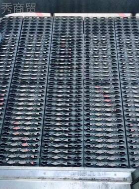 锌凸起防滑板梯车间光维修楼通道YSG锯齿伏形镀网热镀锌鳄鱼嘴防