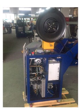 低价供应上海DSI牌栈板捆扎机 半自动穿剑式打包机 DBA130A