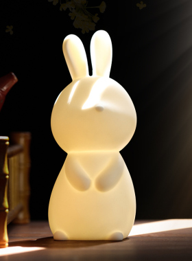 现代简约白瓷小兔子摆件家居客厅桌面装饰品陶瓷可爱玉兔生肖摆设