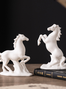 陶瓷八骏小白马摆件家居办公室玄关生肖马鱼缸造景装饰微景观摆设