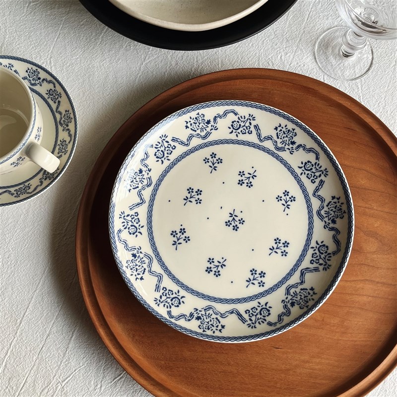 收集时光 Camus spay小蓝花平盘 清爽蓝白 陶瓷甜品盘 水果沙拉盘