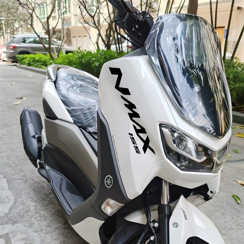 适用NMAX155车头两侧字母贴纸拉花贴花版画改装车贴个性装饰版花