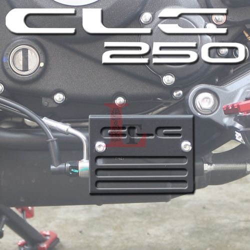 适用春风250CLC改装后油壶罩后刹车油杯保护盖泵盖装饰防护壳配件