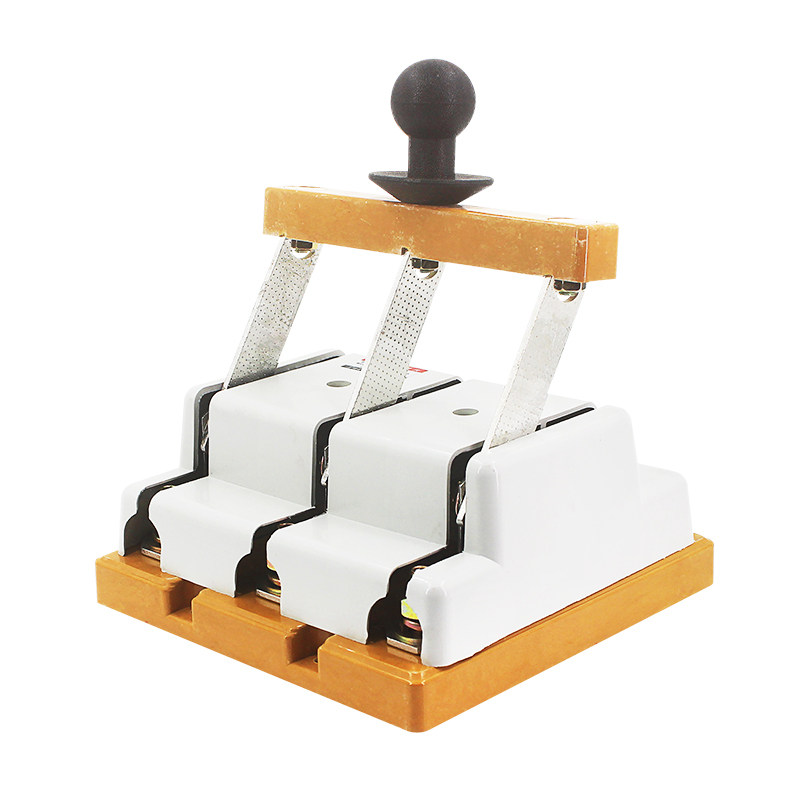 HD11F-400/38 三相三线三级防误式闸刀 400A单投开启式刀开关