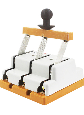 HD11F-400/38 三相三线三级防误式闸刀 400A单投开启式刀开关