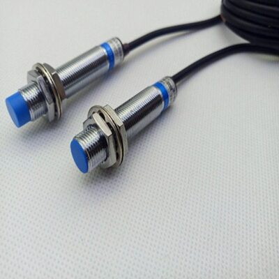 华全电感式接近开关LJM1204-P12四线PNP常开+常闭DC12V24V传感器
