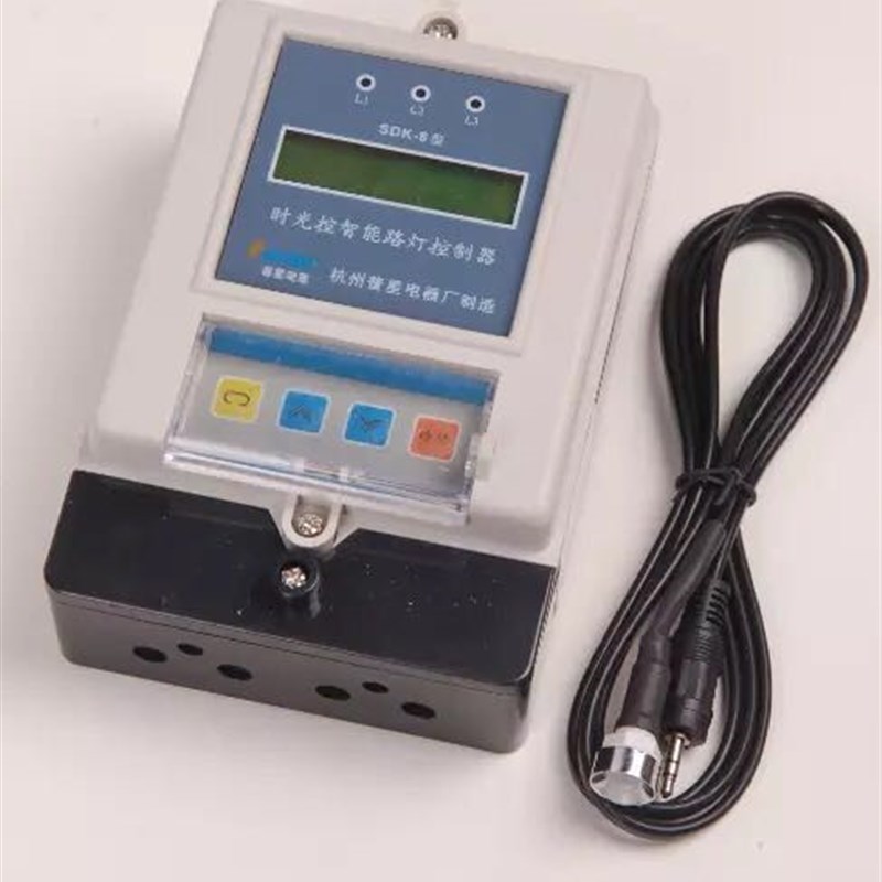 SDK-8经纬度定时器智能路灯控制器 三回路 时控开关带光控