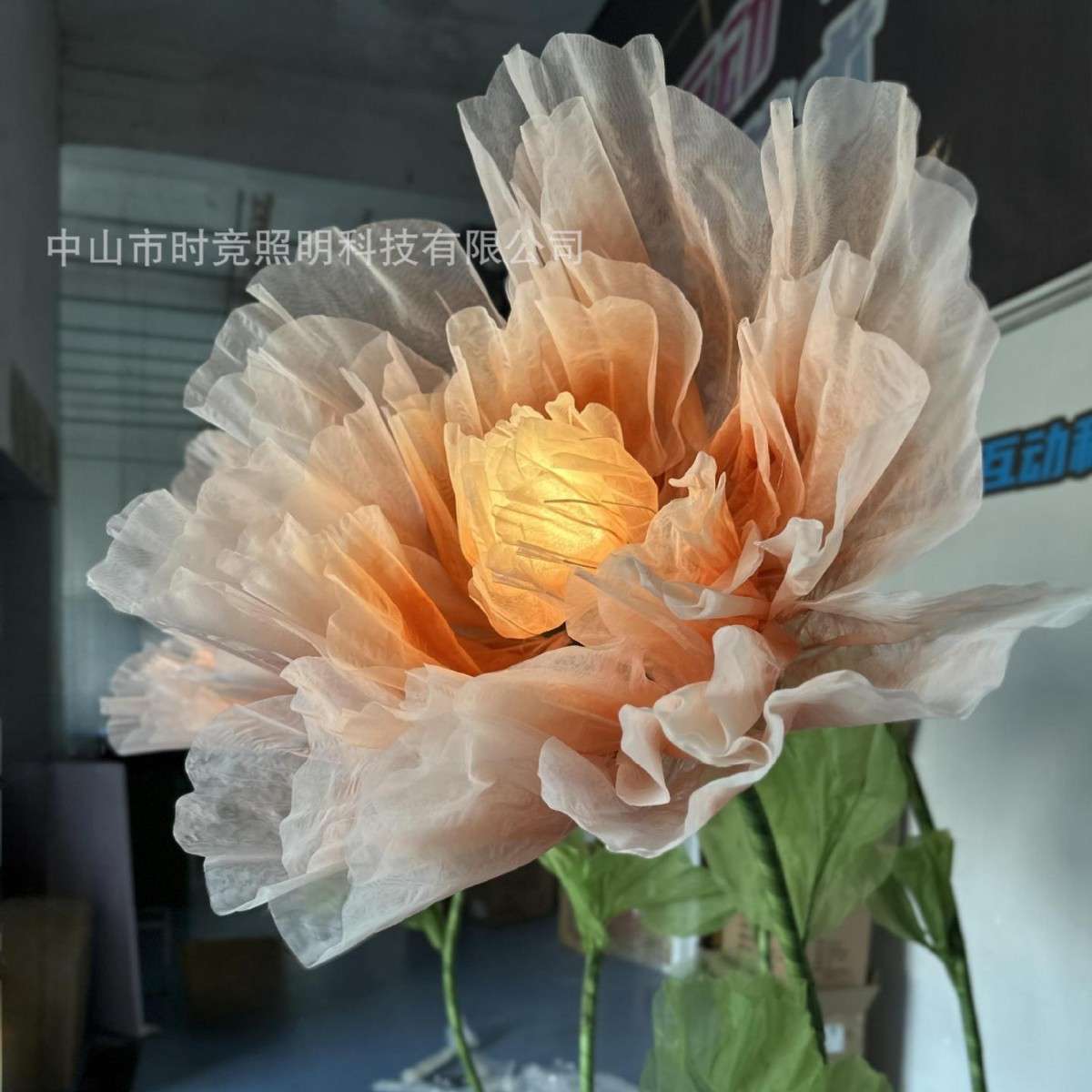 婚庆自动电动机械开合大网红场景布置现场店铺橱窗装饰落地灯花朵
