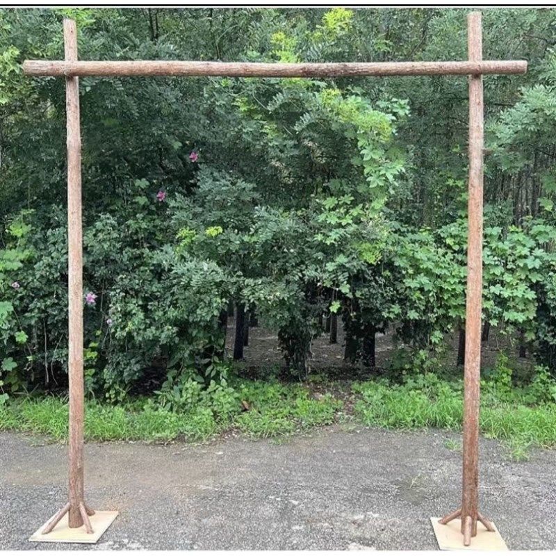 木桩拱门森系婚庆道具户外草坪婚礼木头架子露营树桩背景摆件花门