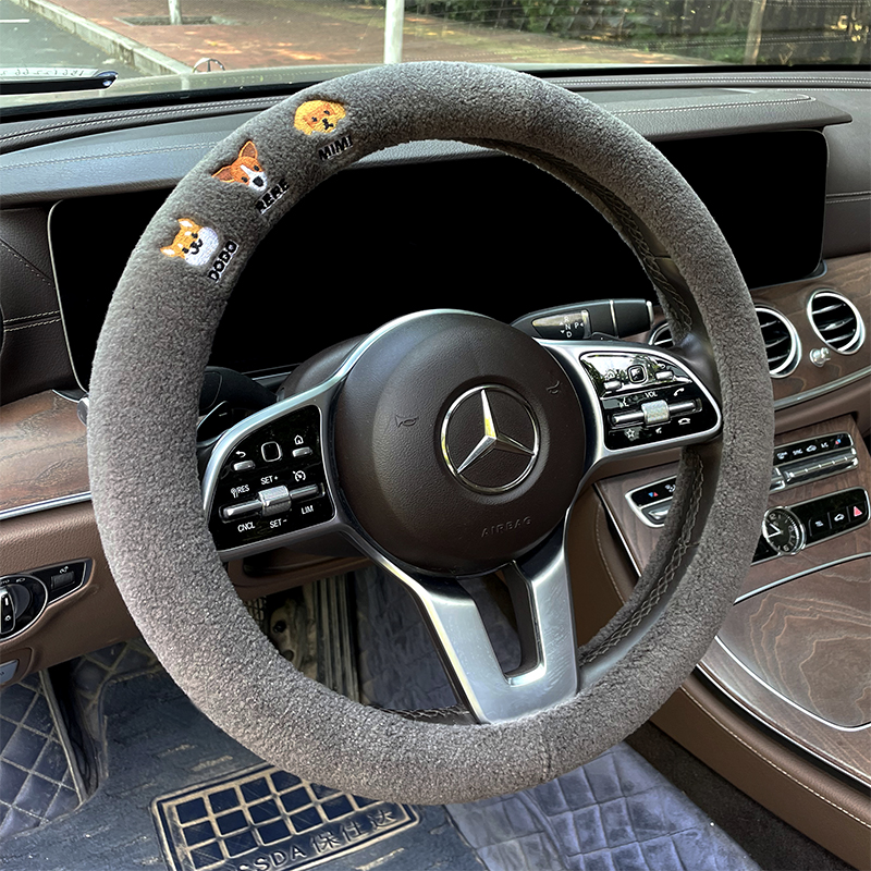 羊绒汽车方向盘套冬季短毛绒保暖简约刺绣可爱R保护套男女通用把