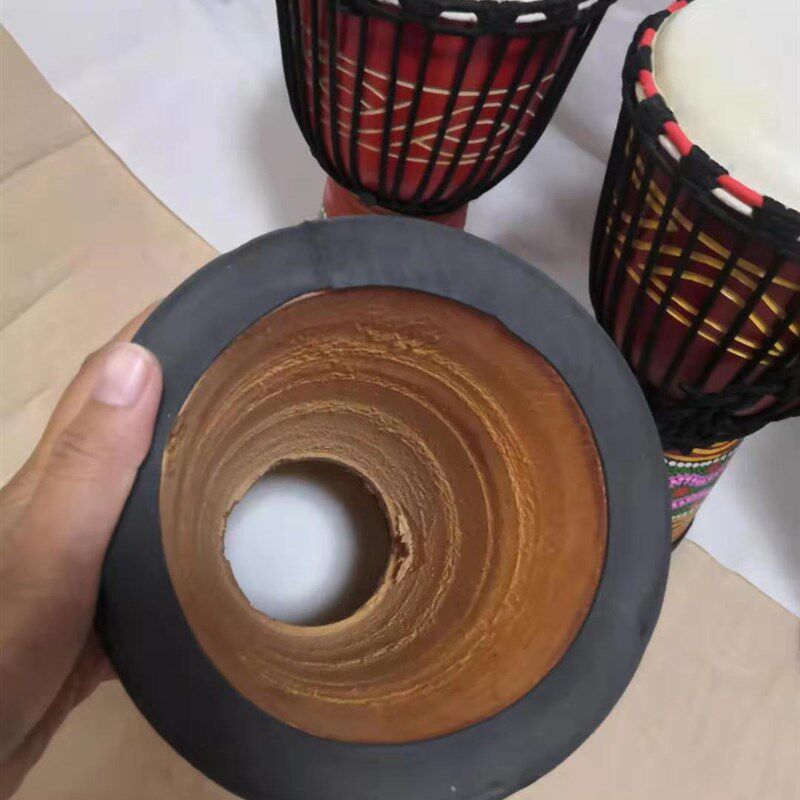 非洲鼓标准8寸大8寸幼儿园学生演出鼓整木掏空山羊皮鼓手拍鼓丽江