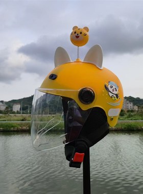 国标3C认证幼儿园1-6岁冬夏两用儿童头盔电动车四W季通用安全头盔